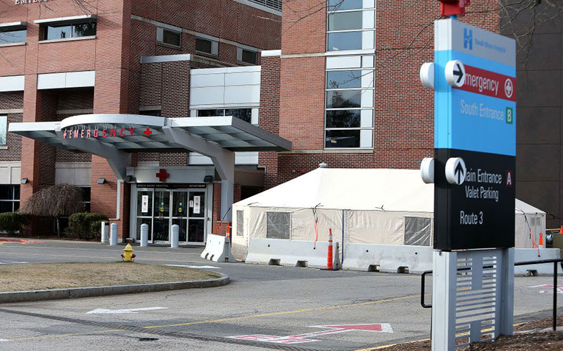 Emergency response tent