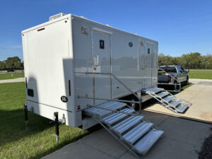 8-Stall Mobile Restroom Trailer - Image 5