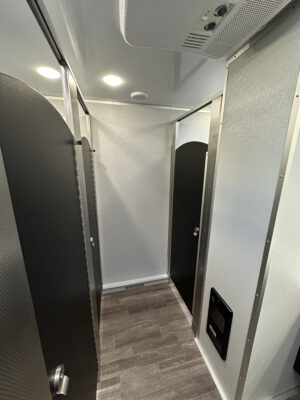 8-Stall Mobile Restroom Trailer - Image 8